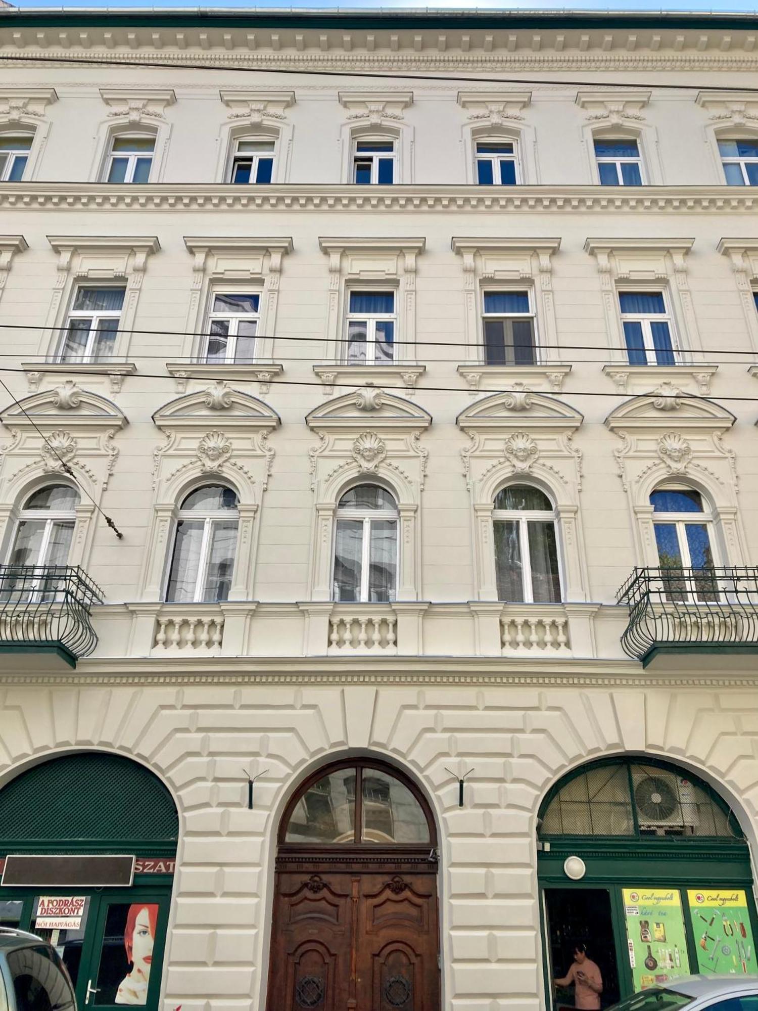 Trendy & Cozy Apartment At Heroes' Square Budapest Exteriör bild